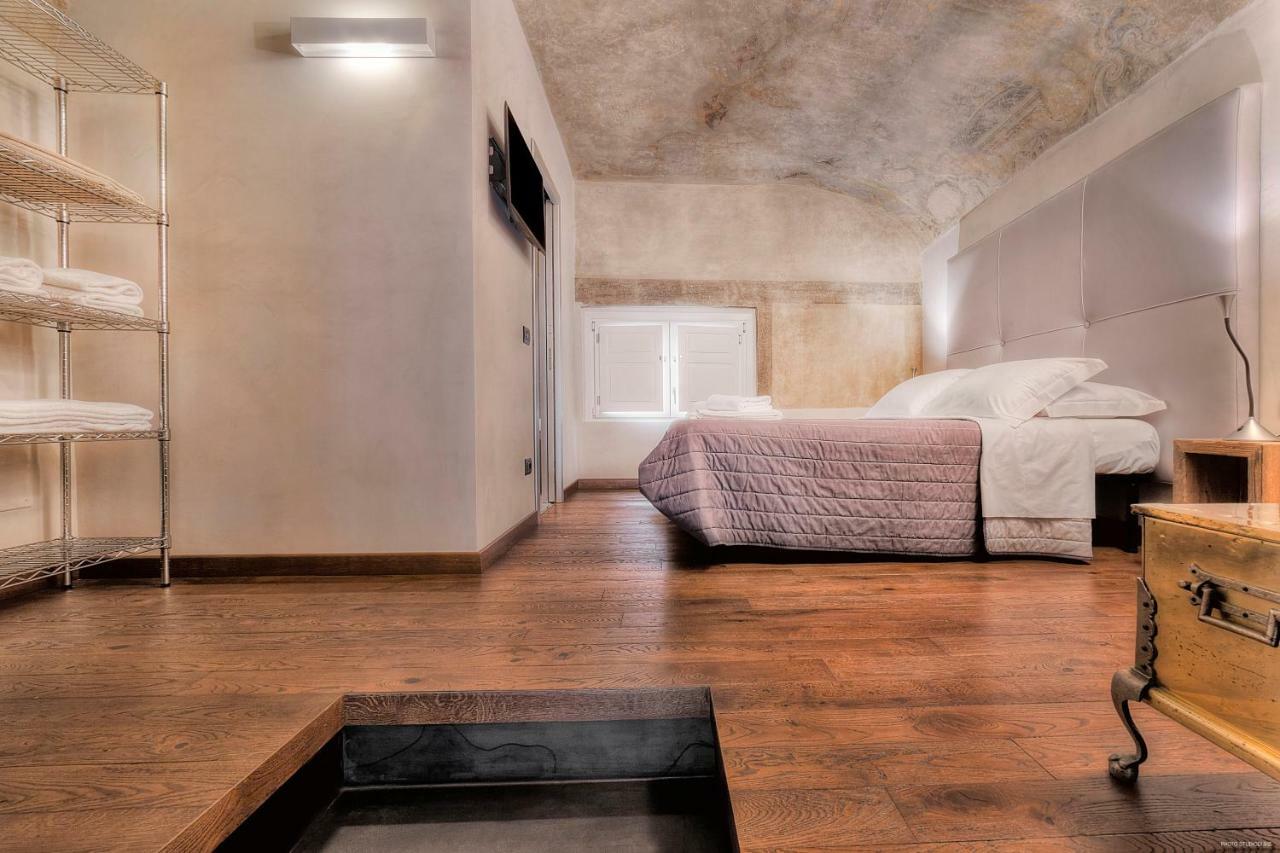 Stone Walls Deluxe Florenz Exterior foto